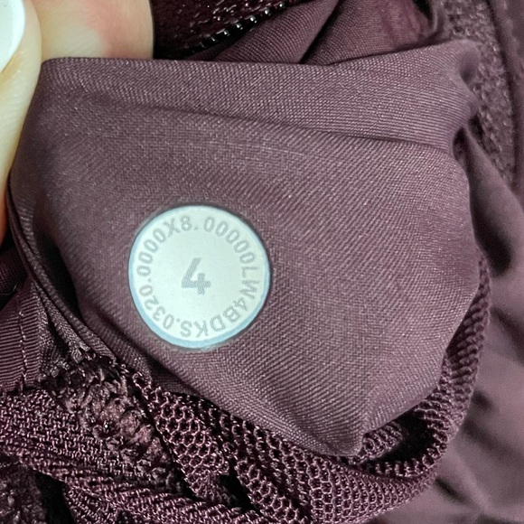Lululemon Another Mile Jacket Cassis Color Size 4 Water Repellent - Picture 6 of 8